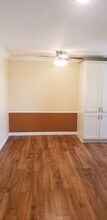 13833 Oxnard St, Unit 8 in Los Angeles, CA - Building Photo - Building Photo