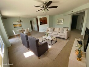 313 Riverscape Ct in Lawrenceburg, IN - Building Photo - Building Photo