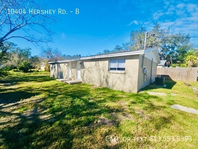 10404 Hershey Rd in Thonotosassa, FL - Building Photo - Building Photo