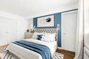 60 E 9th St in New York, NY - Building Photo