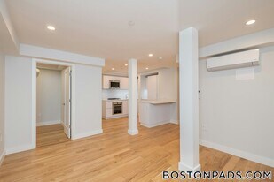 288 Chestnut Hill Ave in Boston, MA - Building Photo