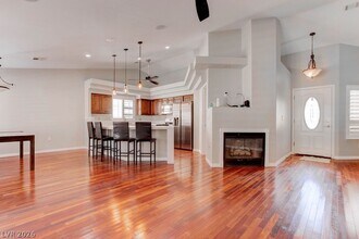 5729 Janell Dr in Las Vegas, NV - Building Photo - Building Photo