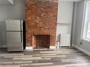 48 Cannon St in Poughkeepsie, NY - Building Photo - Building Photo