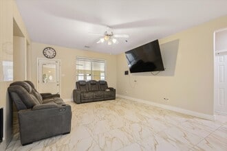 12619 Egret Hill Ct in Houston, TX - Building Photo - Building Photo