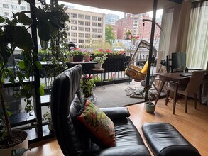 1120 8th Ave, Unit 704 in Seattle, WA - Building Photo - Building Photo