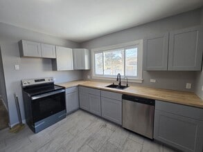 715 Junction St, Unit 356 in Elmira, NY - Foto de edificio - Building Photo