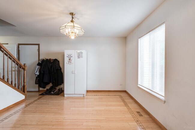 2844 Skylane Dr in Naperville, IL - Building Photo - Building Photo
