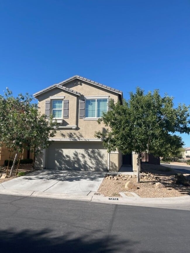 property at 7414 Morisset Ave