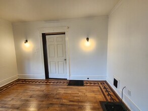 122 N Lawe St in Appleton, WI - Building Photo - Building Photo