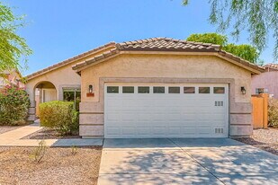 1051 N San Benito Dr in Gilbert, AZ - Building Photo