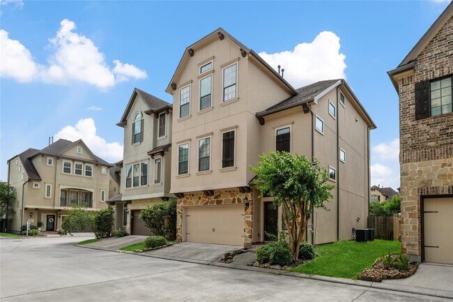 2737 King's Retreat Cir in Houston, TX - Building Photo - Building Photo