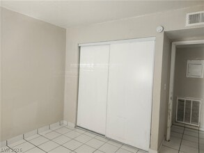 4737 Thunderbolt Ave in Las Vegas, NV - Building Photo - Building Photo