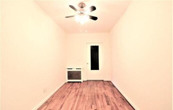 70 W 87th St-Unit -AJ in New York, NY - Building Photo - Building Photo