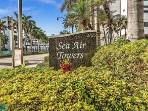 3725 S Ocean Dr in Hollywood, FL - Foto de edificio - Building Photo