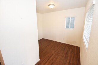 18693 E 54th Ave in Denver, CO - Building Photo - Building Photo