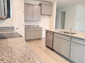 13372 Golden Lime Ave in Spring Hill, FL - Building Photo - Building Photo