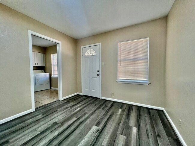 property at 1207 Milam St