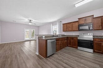 30914 W Lost Creek Blvd in Magnolia, TX - Building Photo - Building Photo