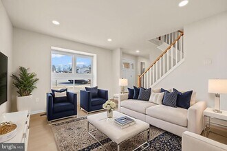 2520 Linwood Ln in Woodbridge, VA - Building Photo - Building Photo