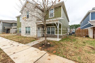 1287 N Corsica Dr in Fayetteville, AR - Building Photo