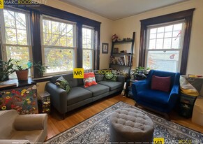 11 Centre St, Unit 8 in Cambridge, MA - Building Photo