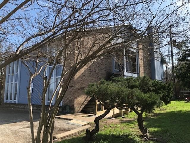 property at 4305 Acropolis Ct