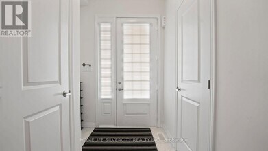 102 Strickland Ave in Brantford, ON - Building Photo - Building Photo