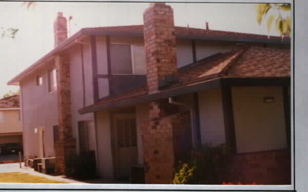 5737 Blachly Way in Sacramento, CA - Building Photo - Building Photo