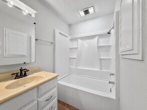 19307 E 105th St in Broken Arrow, OK - Building Photo - Building Photo