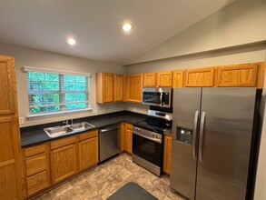 7333 Michaels Landing Dr in Charlotte, NC - Building Photo - Building Photo
