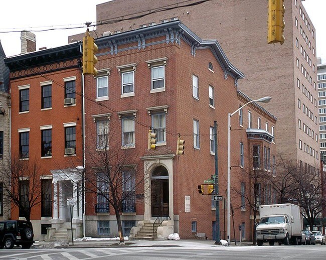 115 W Monument St in Baltimore, MD - Foto de edificio - Building Photo
