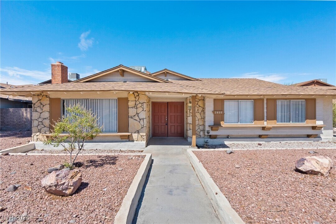 2896 Klinger Cir in Las Vegas, NV - Building Photo