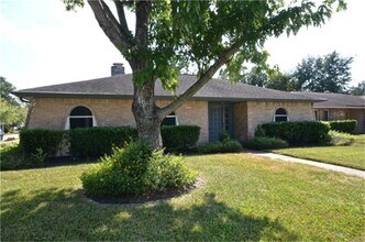 11346 Angelique Dr in Houston, TX - Building Photo - Building Photo