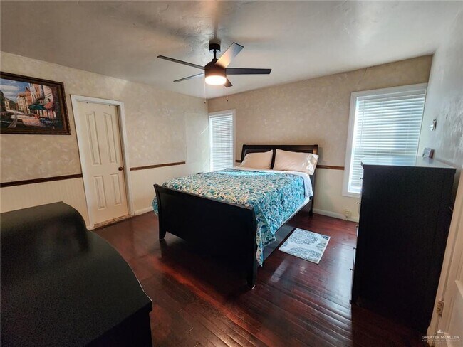 22 Laurel Ave in McAllen, TX - Building Photo - Building Photo