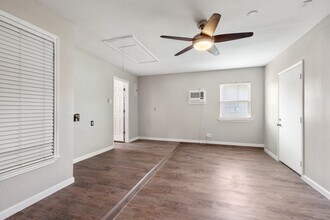 13313 Briar Hollow Dr in Austin, TX - Building Photo - Building Photo