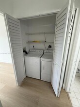 4320 NW 107th Ave, Unit 303-1 in Doral, FL - Foto de edificio - Building Photo