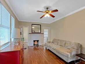 521 E 49th St in Savannah, GA - Building Photo - Building Photo