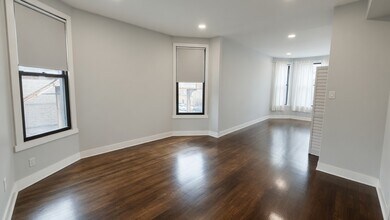 3415 N Seminary Ave, Unit 2F in Chicago, IL - Building Photo - Building Photo