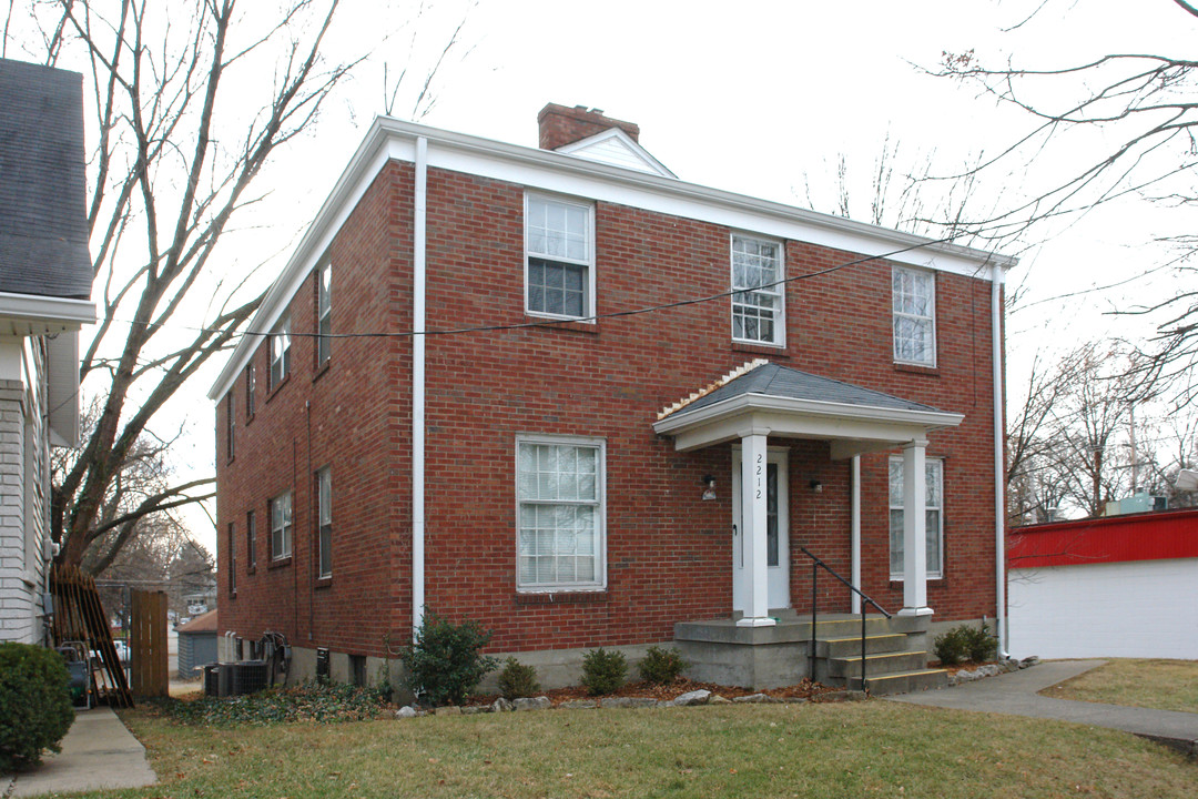 2212 Kaelin Ave in Louisville, KY - Foto de edificio