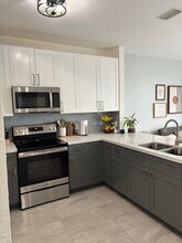 15541 SW 40th St in Miramar, FL - Building Photo - Building Photo