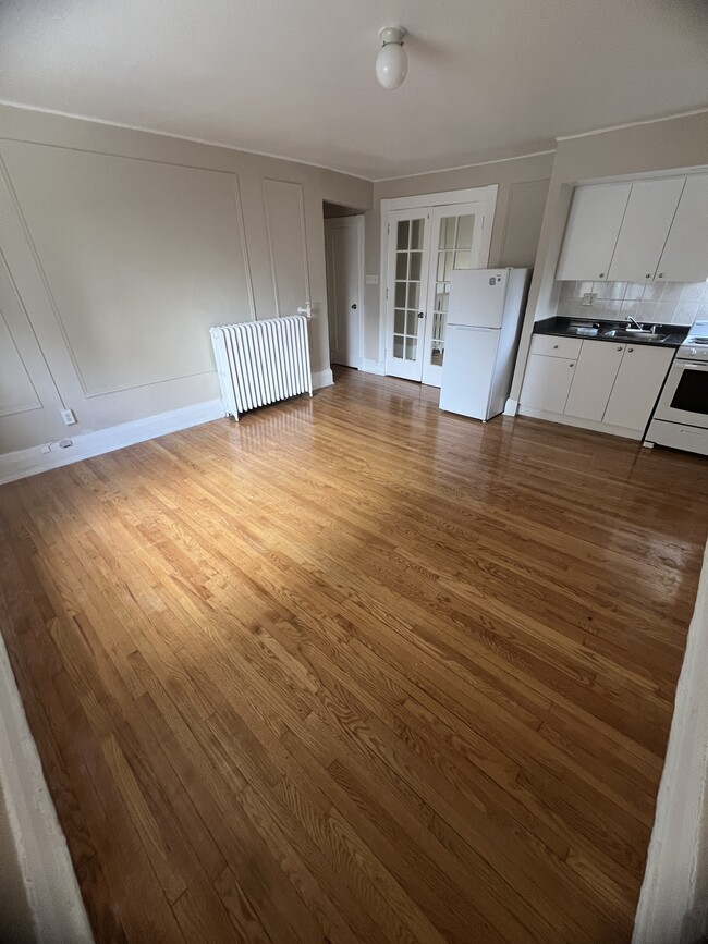 property at 1 Homewood Ave