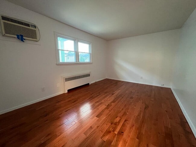 1501 72nd St in North Bergen, NJ - Building Photo - Building Photo