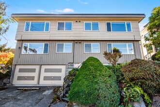 3469 6th Ave W in Seattle, WA - Building Photo - Building Photo