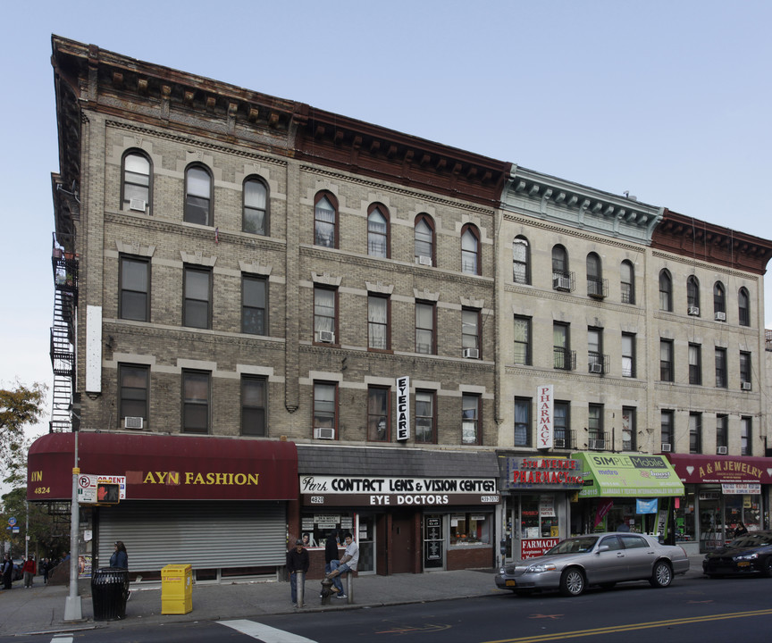 4820 5th Ave in Brooklyn, NY - Foto de edificio