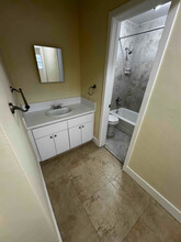 909 NW 45th Ave in Miami, FL - Building Photo - Building Photo