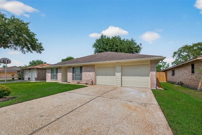 property at 2314 Pilgrims Bend Dr