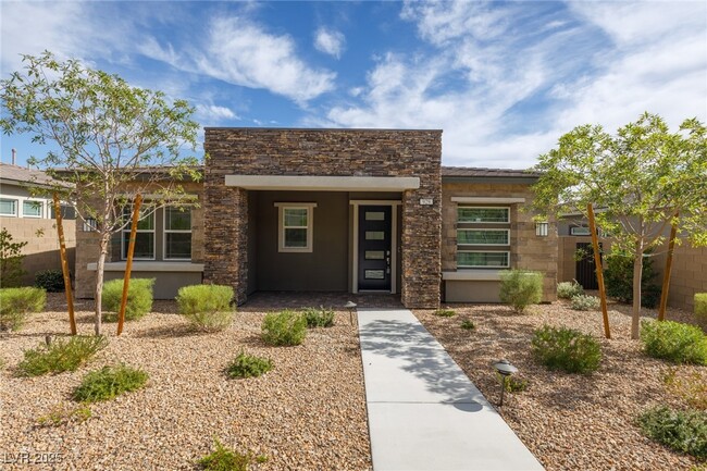 property at 929 Silverfir Ct