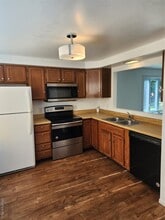 3 Harbor Hill Ct in Beacon, NY - Building Photo - Building Photo