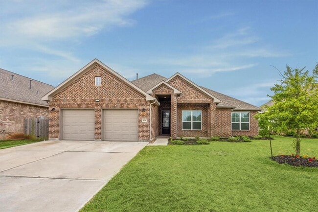 property at 426 Hunters Xing Dr