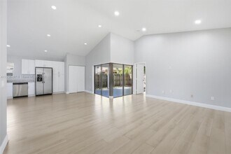 13550 SW 286th Ter in Homestead, FL - Foto de edificio - Building Photo